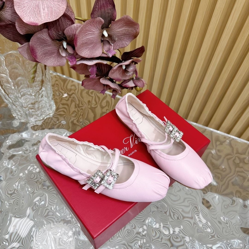 Roger Vivier flat shoes